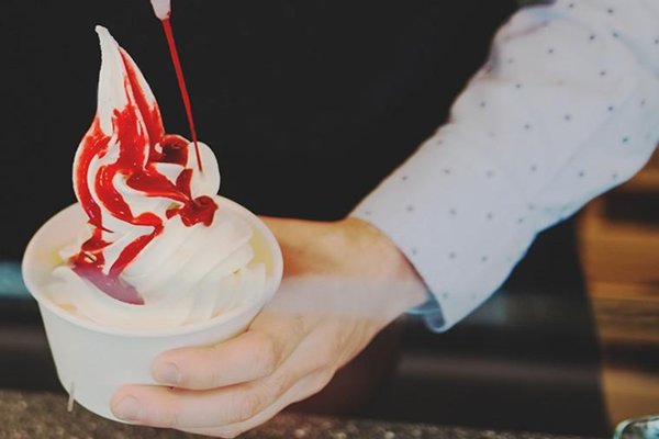 negozio in vendita a Massa in zona Centro Storico