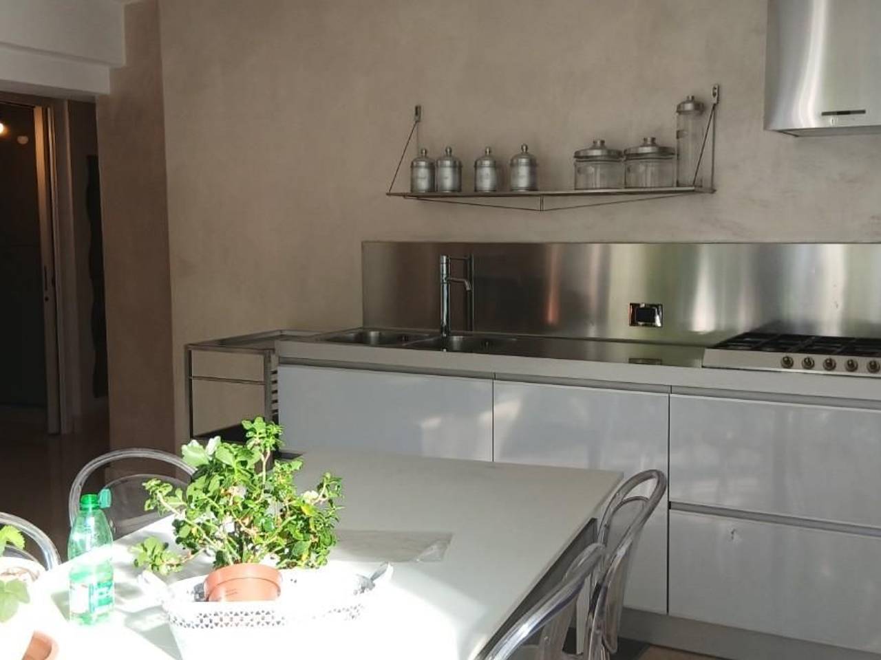 intera palazzina in vendita a Massa in zona Centro Storico