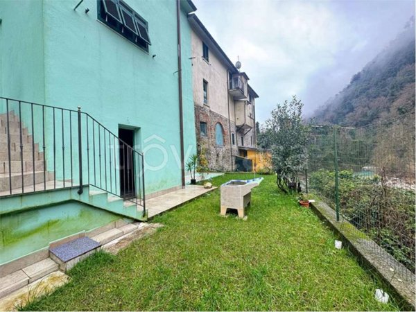 casa indipendente in vendita a Massa in zona Antona