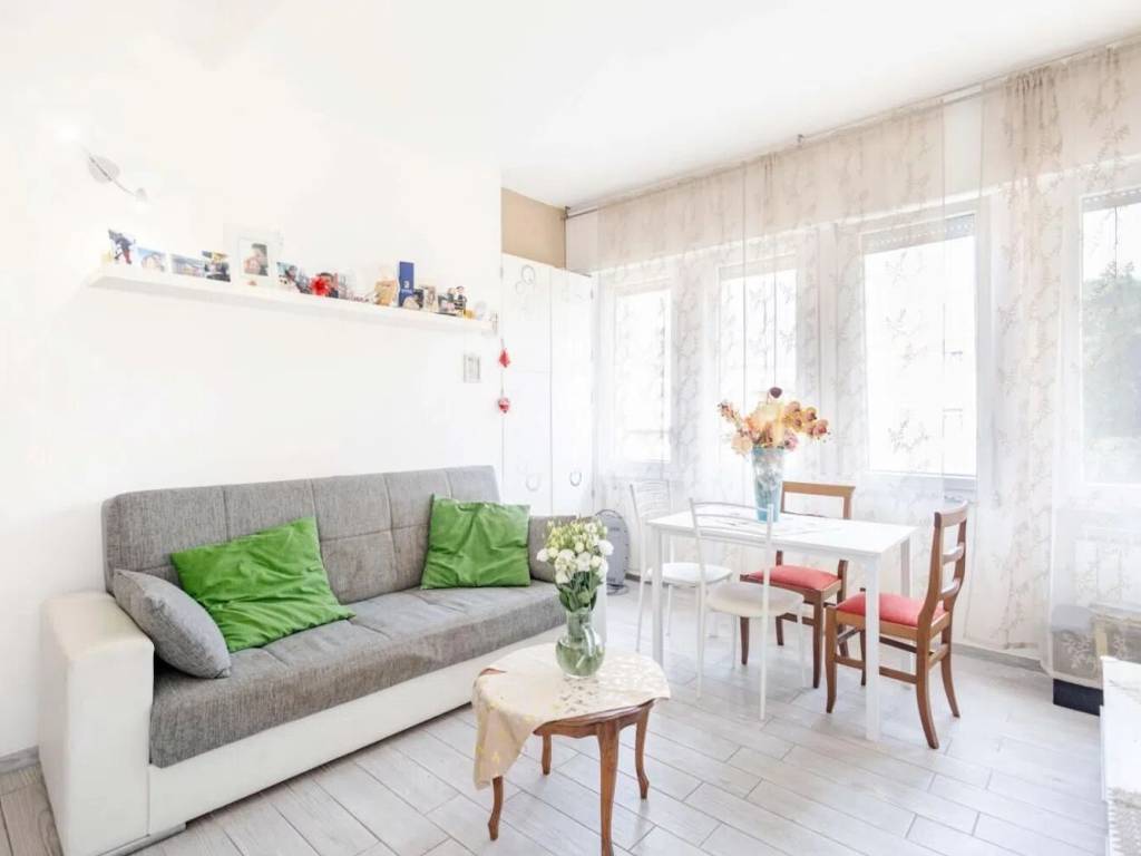 appartamento in vendita a Massa in zona Centro Storico