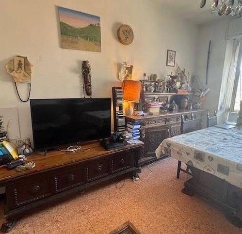 appartamento in vendita a Massa in zona Centro Storico