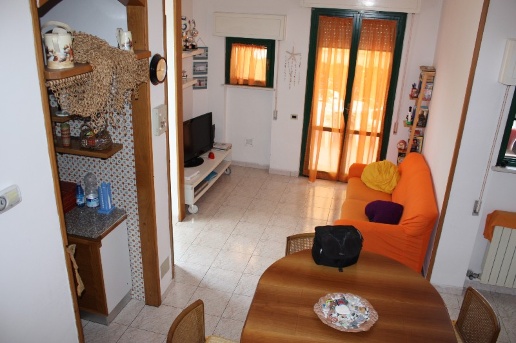 casa indipendente in vendita a Massa in zona Marina dei Ronchi