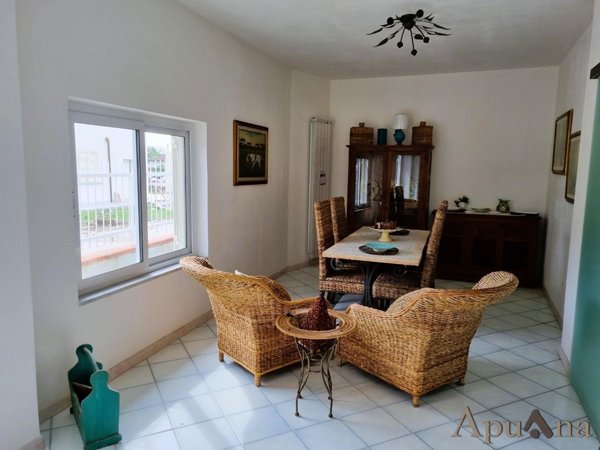 casa indipendente in vendita a Massa in zona Centro Storico