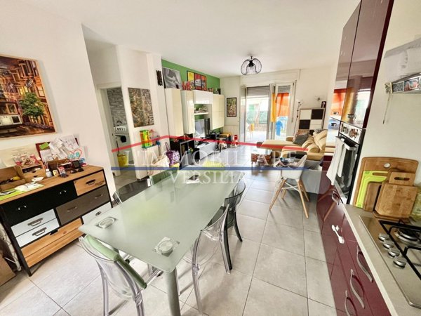 appartamento in vendita a Massa in zona Marina di Massa