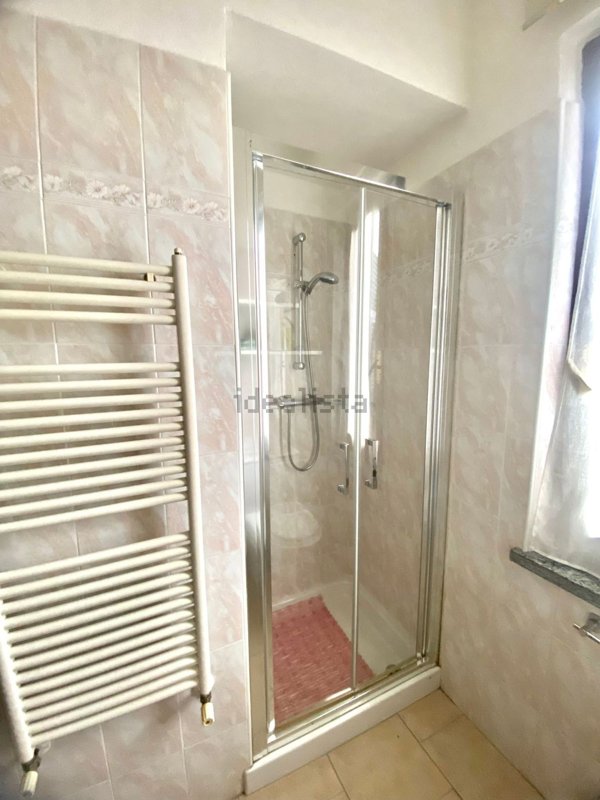 appartamento in vendita a Massa in zona Marina di Massa