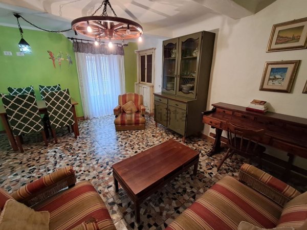 appartamento in vendita a Massa