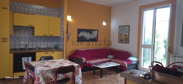 casa indipendente in vendita a Massa in zona Marina di Massa