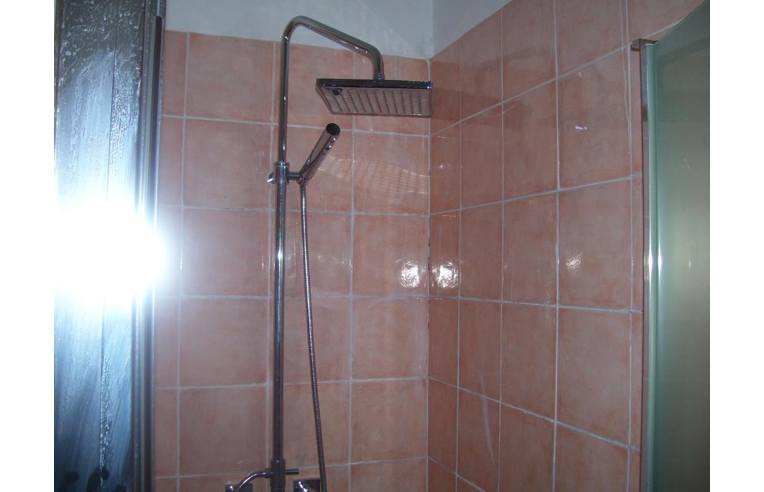 appartamento in vendita a Massa in zona Marina di Massa