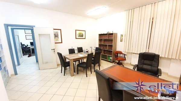 appartamento in vendita a Massa in zona Centro Storico