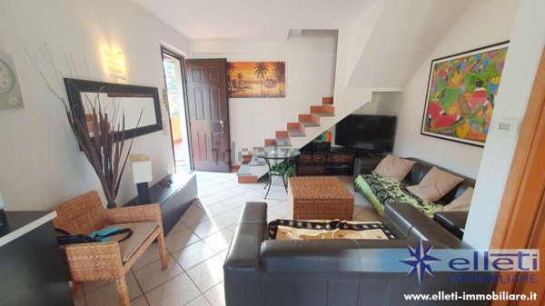 appartamento in vendita a Massa in zona Marina di Massa