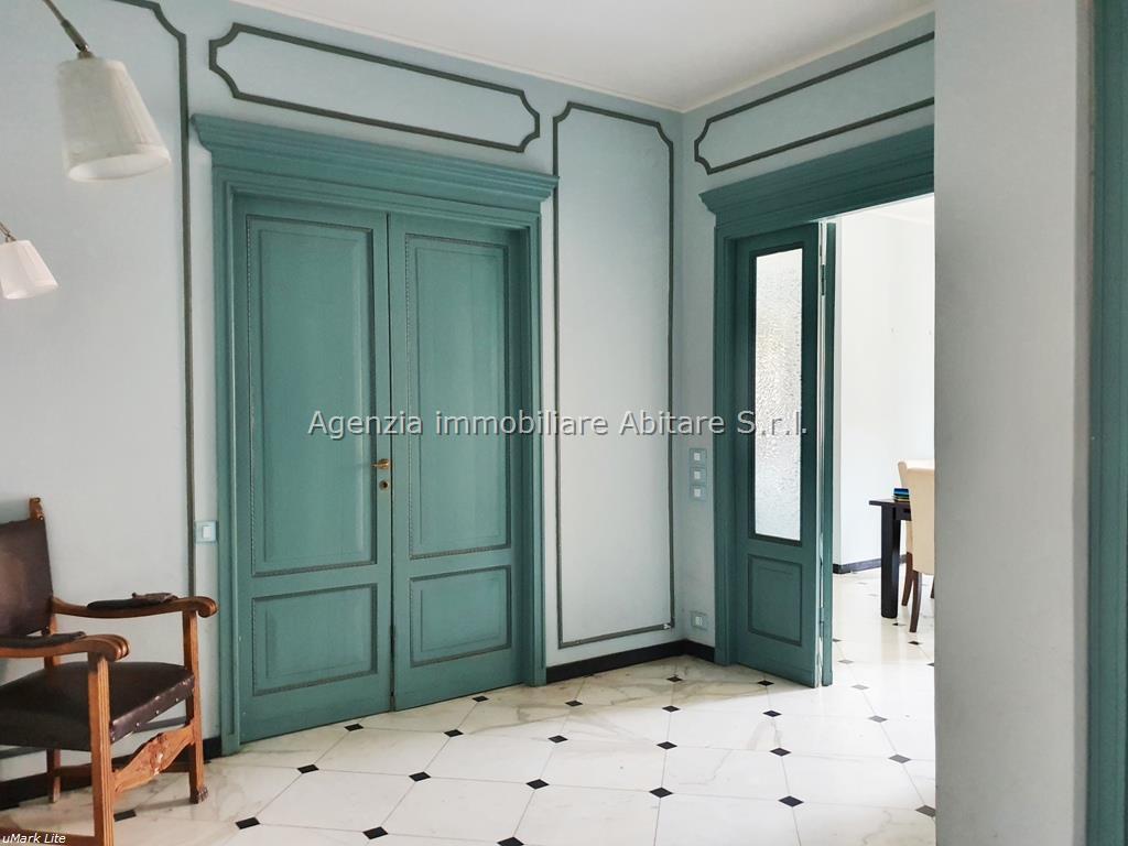 casa indipendente in vendita a Massa in zona Centro Storico