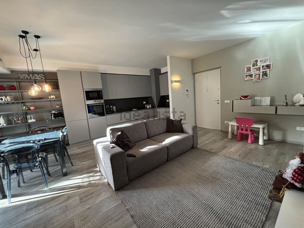 appartamento in vendita a Massa in zona Centro Storico