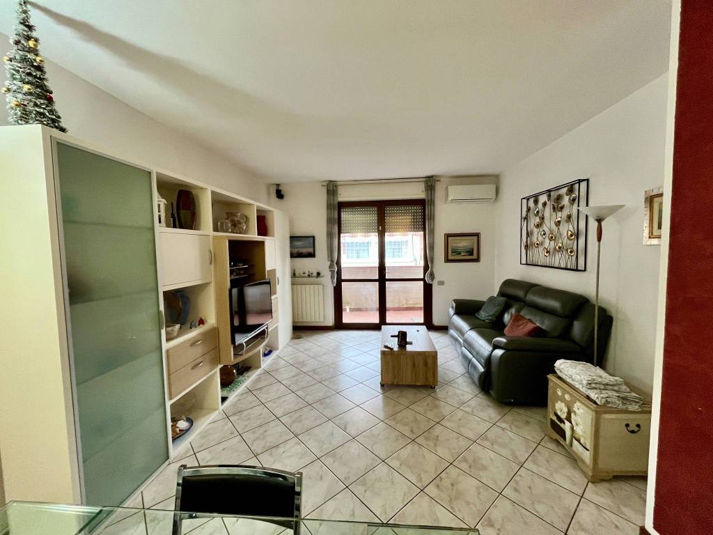 appartamento in vendita a Massa