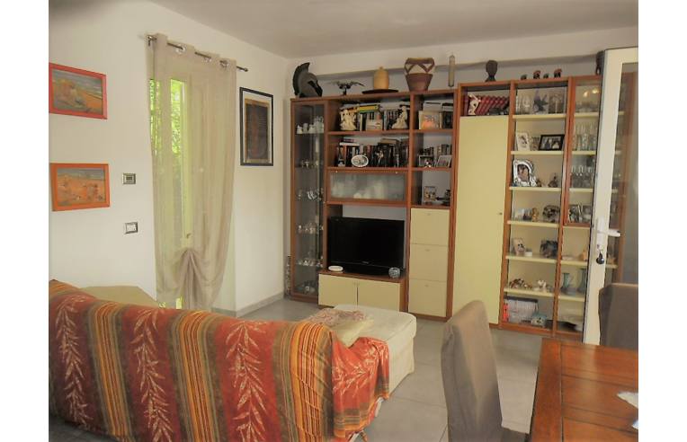 casa indipendente in vendita a Massa in zona Marina di Massa