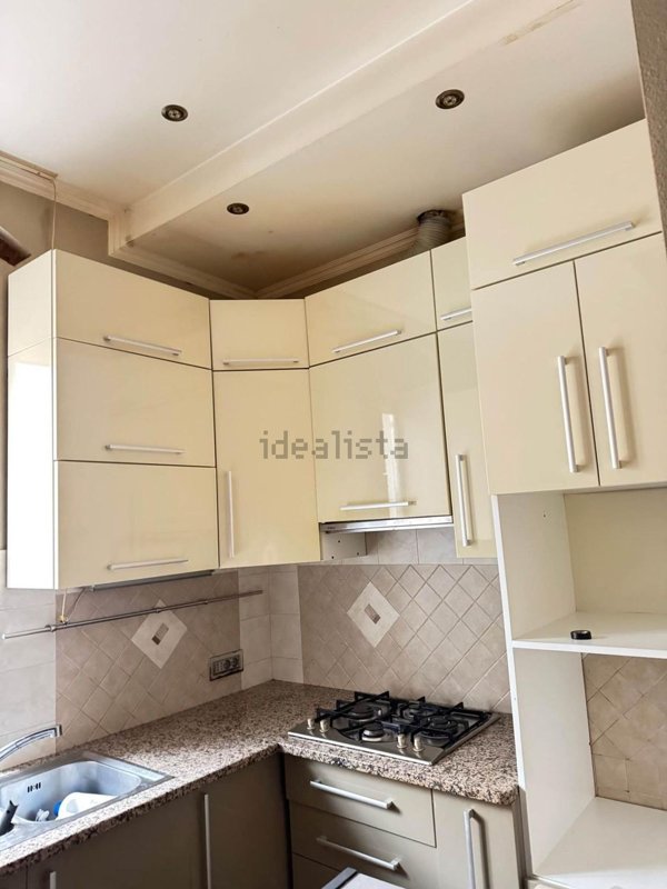 appartamento in vendita a Massa in zona Centro Storico