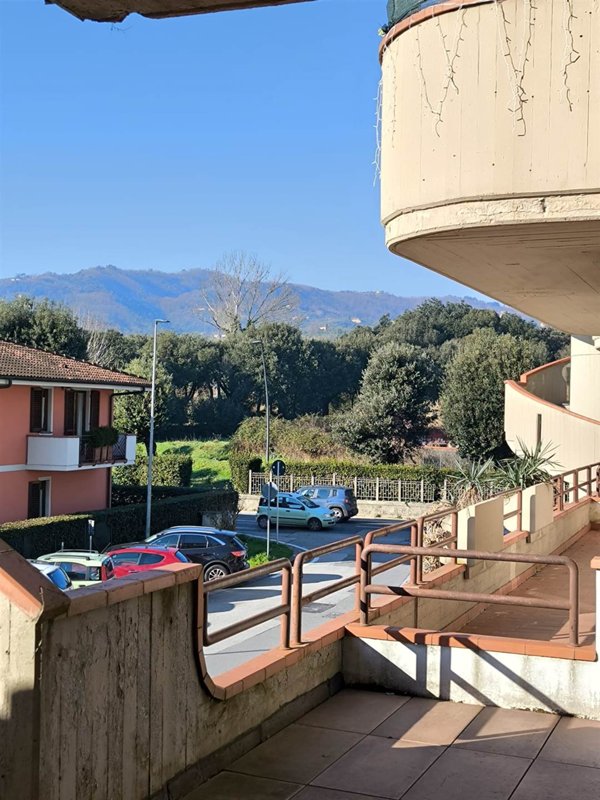 appartamento in vendita a Massa