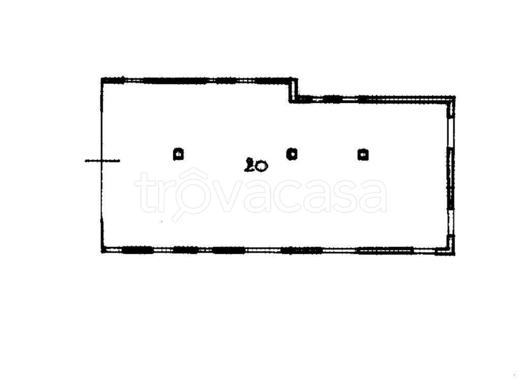 locale commerciale in vendita a Massa in zona Marina di Massa