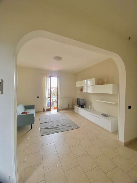 appartamento in vendita a Massa in zona Marina di Massa