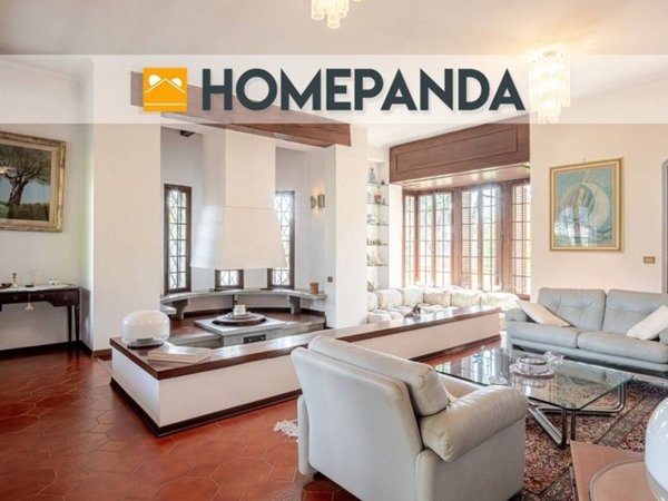 casa indipendente in vendita a Massa