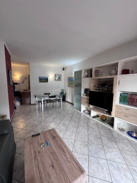 appartamento in vendita a Massa in zona Centro Storico