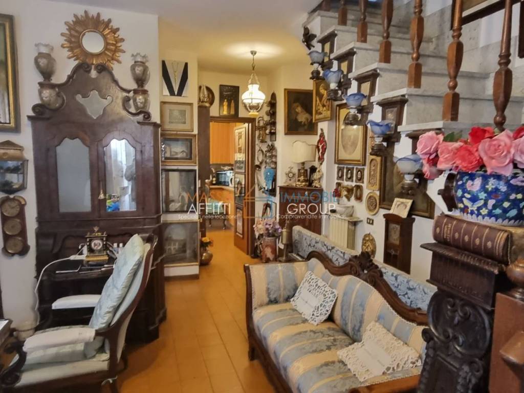 casa indipendente in vendita a Massa in zona Centro Storico