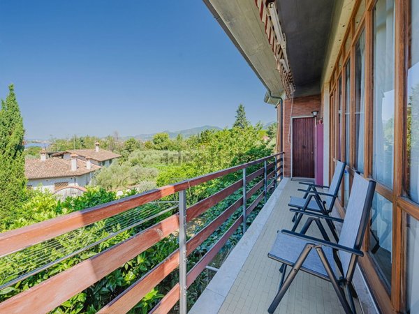 casa indipendente in vendita a Massa