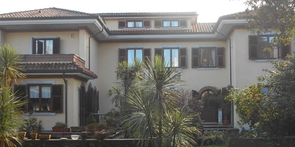 casa indipendente in vendita a Massa in zona Poveromo