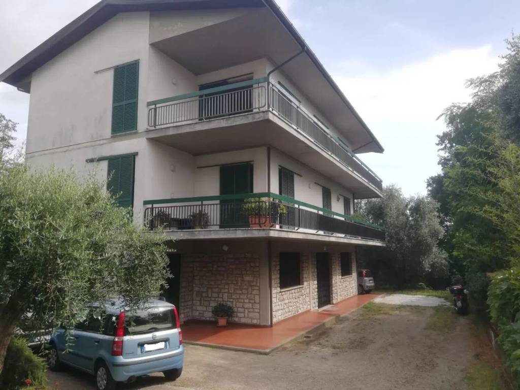 appartamento in vendita a Massa