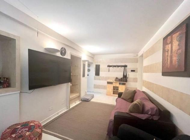 appartamento in vendita a Massa in zona Centro Storico