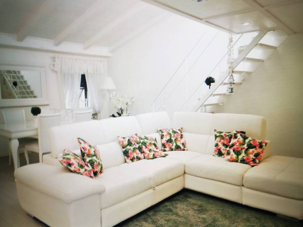 appartamento in vendita a Massa in zona Centro Storico