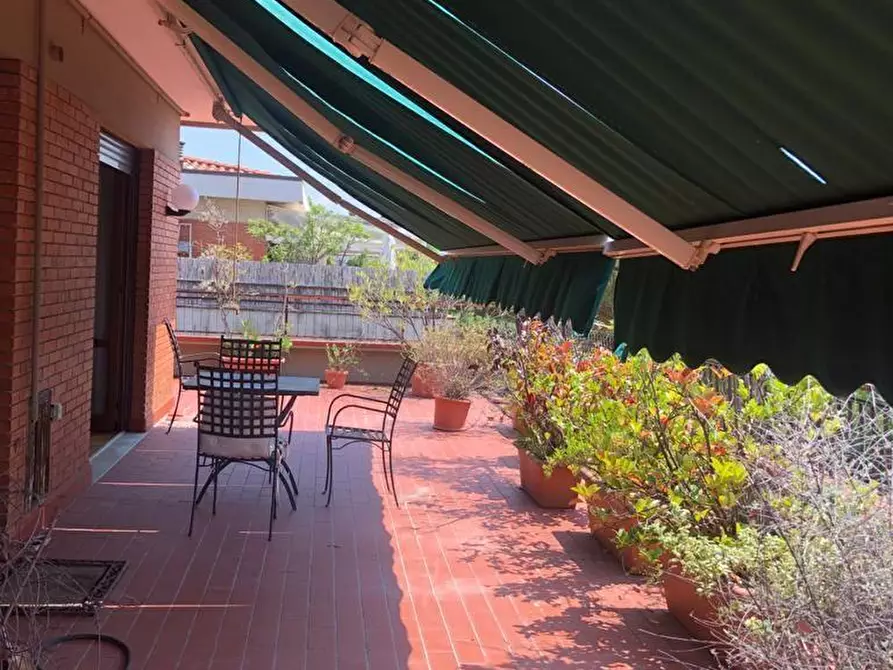 attico in vendita a Massa in zona Marina dei Ronchi