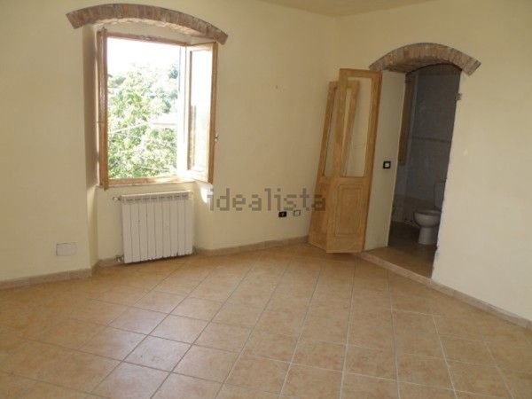 casa semindipendente in vendita a Massa in zona Centro Storico