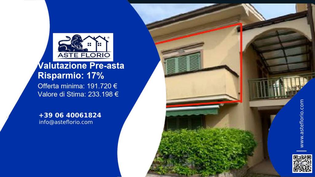 appartamento in vendita a Massa in zona Marina di Massa