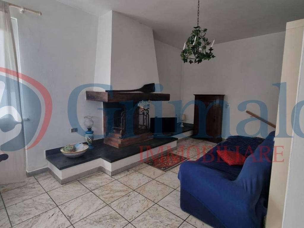 casa indipendente in vendita a Massa in zona Poveromo