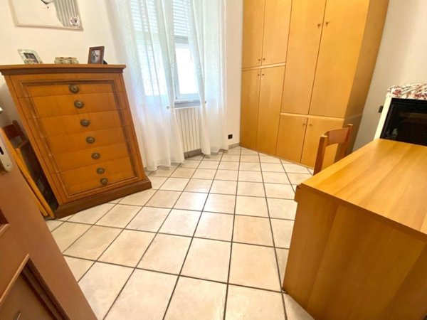 casa indipendente in vendita a Massa in zona Quercioli