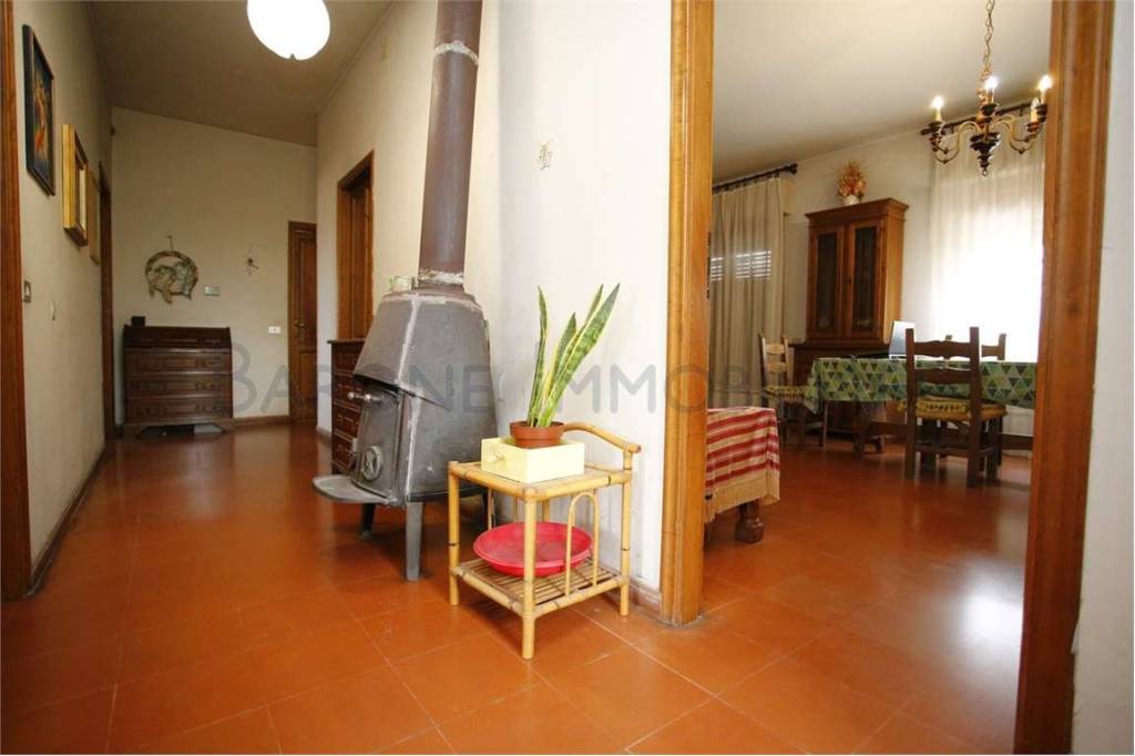 appartamento in vendita a Massa in zona Quercioli