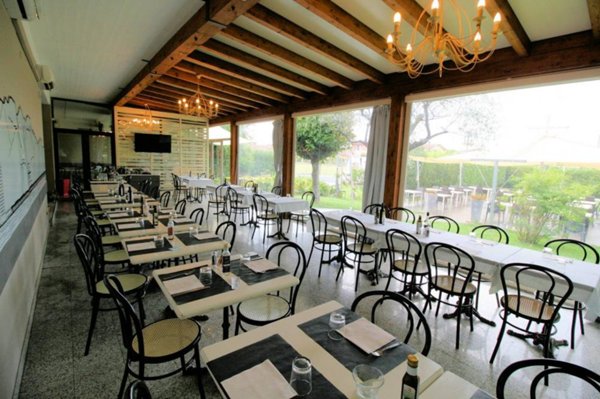 appartamento in vendita a Massa in zona Marina di Massa