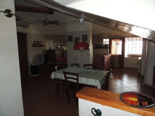 appartamento in vendita a Massa in zona Marina dei Ronchi