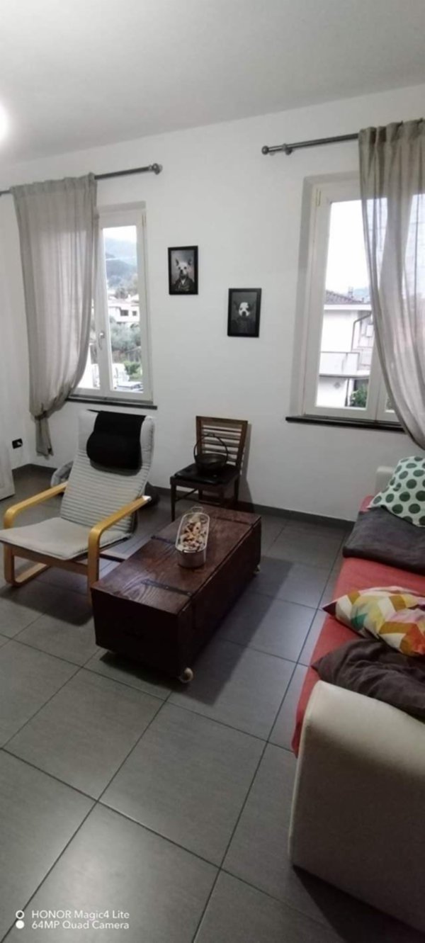 casa indipendente in vendita a Massa