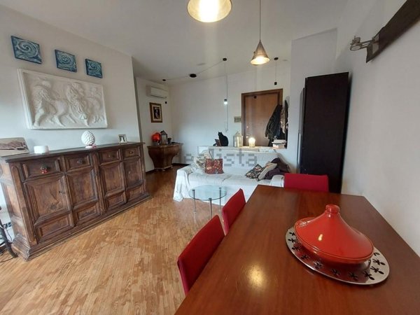 appartamento in vendita a Massa in zona Centro Storico