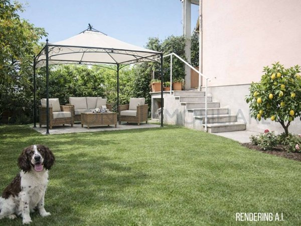 appartamento in vendita a Massa in zona Centro Storico