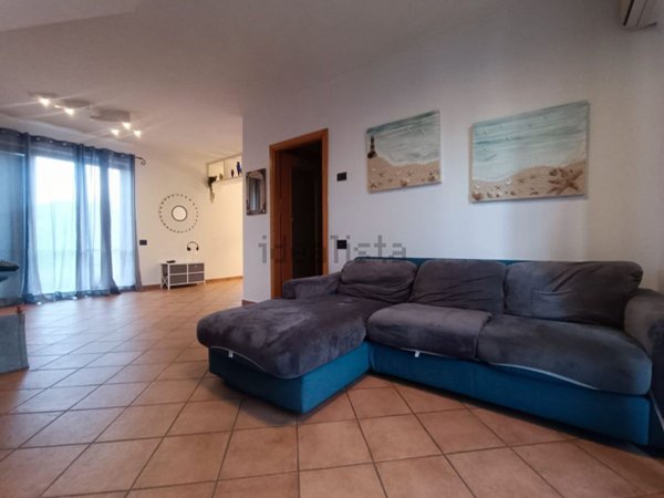 appartamento in vendita a Massa in zona Marina di Massa