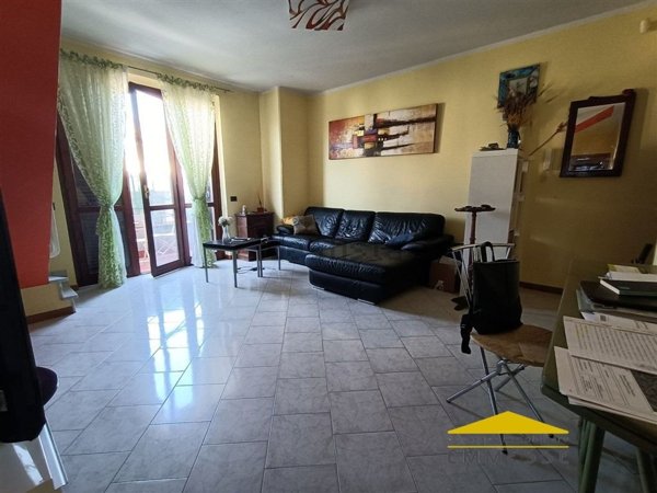 appartamento in vendita a Massa in zona Marina di Massa