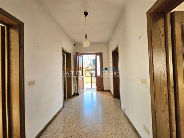 casa indipendente in vendita a Massa