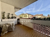 appartamento in vendita a Massa in zona Marina di Massa