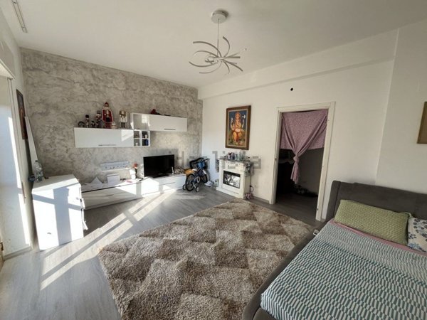 appartamento in vendita a Massa in zona Centro Storico