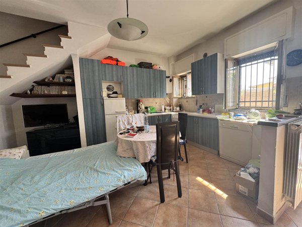 appartamento in vendita a Massa in zona Marina di Massa