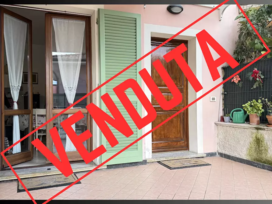 appartamento in vendita a Massa in zona Marina di Massa