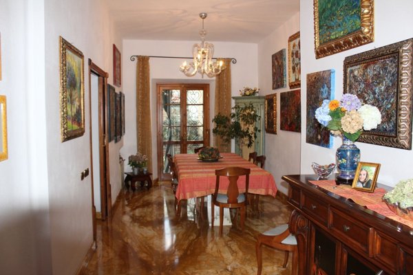 appartamento in vendita a Massa in zona Centro Storico