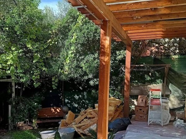 appartamento in vendita a Massa in zona Centro Storico